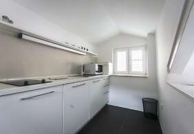 Apartments & Rooms Lejletul