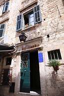 Apartments & Rooms Lejletul