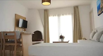 Apartamentos El Moro