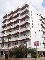 Apartamentos El Moro