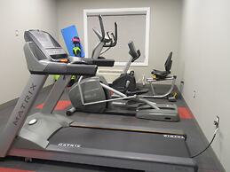 Days Inn & Suites by Wyndham Warman