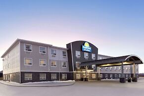 Days Inn & Suites by Wyndham Warman