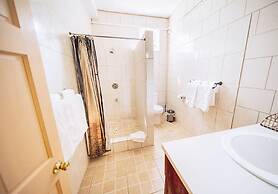 ClarenceVille Villa Apartments