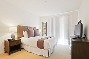 Global Luxury Suites at The Village