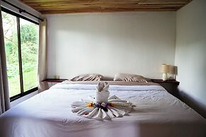 Essence Arenal Spa & Yoga