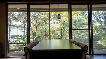 Hohoemino Kuyufu Tsuruya