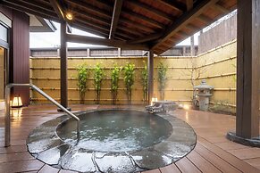 Hohoemino Kuyufu Tsuruya