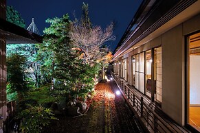 Hohoemino Kuyufu Tsuruya