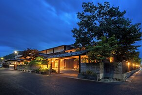 Hohoemino Kuyufu Tsuruya