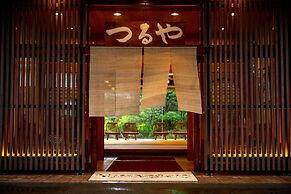 Hohoemino Kuyufu Tsuruya