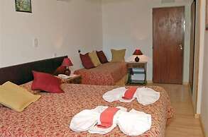 Ruca Cheli Village Ski Hotel