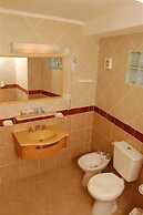 Ruca Cheli Village Ski Hotel