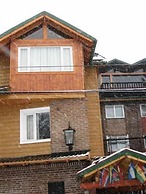 Ruca Cheli Village Ski Hotel