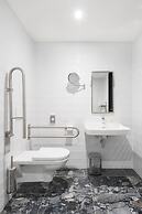 Courtyard by Marriott Brno