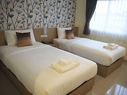 Suksomboon Hotel