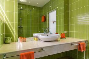 Beachside villa Mojito