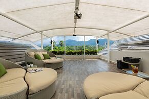 Beachside villa Mojito