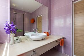 Beachside villa Mojito