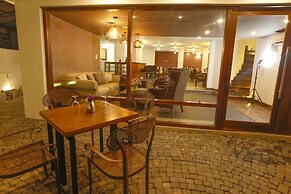 Viyana Boutique Hotel