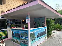 Phi Phi Little Star Resort