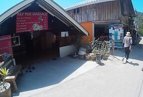 Phi Phi Little Star Resort