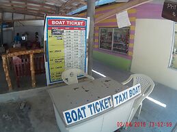 Phi Phi Little Star Resort