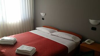 Flying Hotel