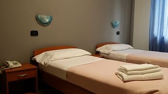 Flying Hotel