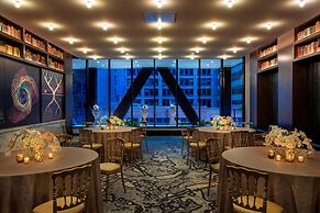 Hotel EMC2, Autograph Collection