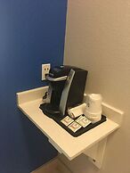 Holiday Inn Express & Suites Brenham South by IHG