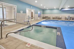 Holiday Inn Express & Suites Parkersburg East by IHG