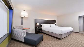 Holiday Inn Express & Suites Parkersburg East by IHG