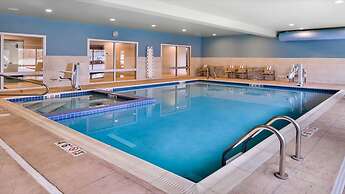 Holiday Inn Express & Suites Parkersburg East by IHG