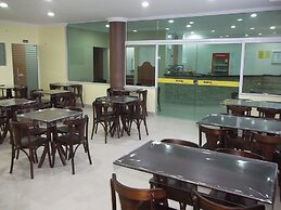 Lord Hotel Camburi