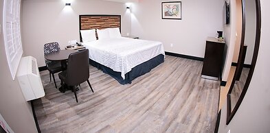 Diamond Bell Inn & Suites
