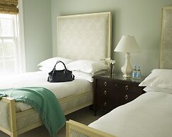 The Quogue Club at Hallock House