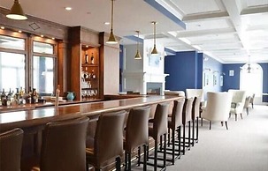 The Quogue Club at Hallock House