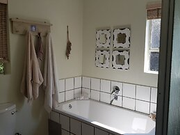Glenda s Guest Suites