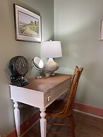 Carriage House B&B