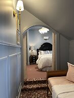 Carriage House B&B