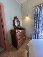 Carriage House B&B