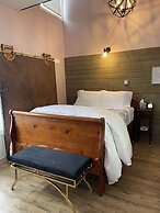 Carriage House B&B