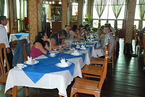 Golden Island Cottages Nampan Hotel