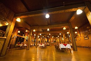 Golden Island Cottages Nampan Hotel