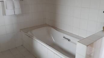 Golden Island Cottages Nampan Hotel