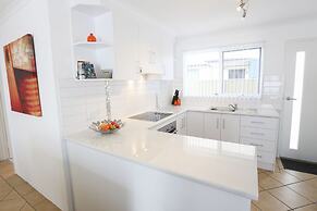 112 Olive Apartments