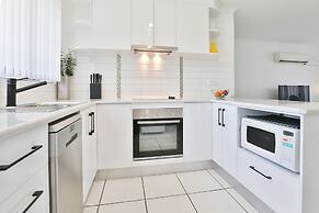 112 Olive Apartments