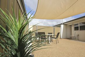 112 Olive Apartments