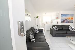 112 Olive Apartments