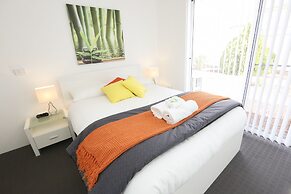 112 Olive Apartments